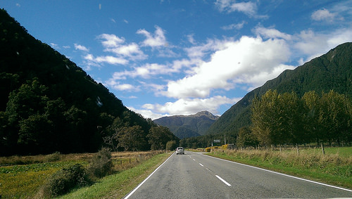 Towards Lewis Pass