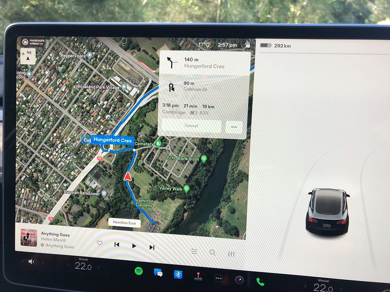 control screen on tesla 3